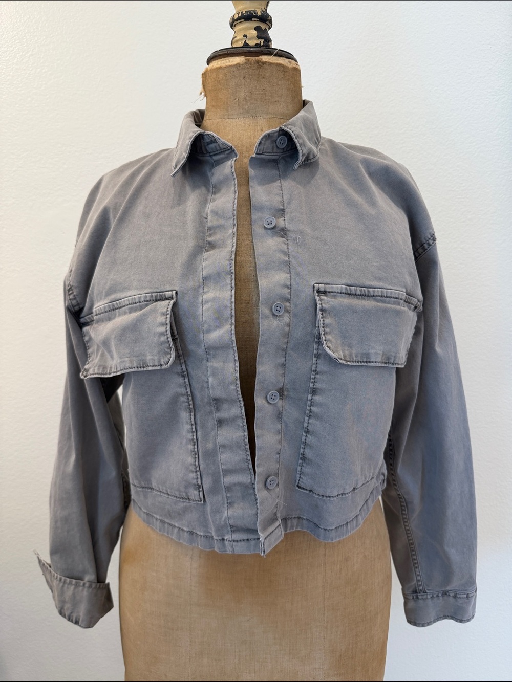 Abercrombie & Fitch faded gray casual button-up shirt
